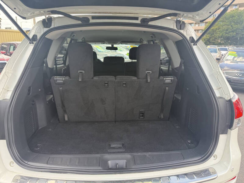 2015 Nissan Pathfinder SV