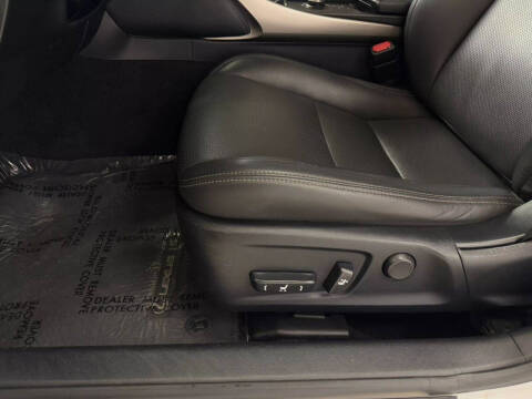 2015 Lexus IS 250 Crafted Line