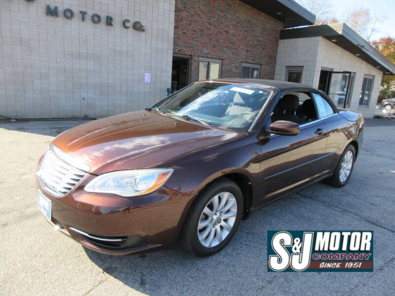 2013 Chrysler 200 for sale at S & J Motor Co Inc. in Merrimack NH