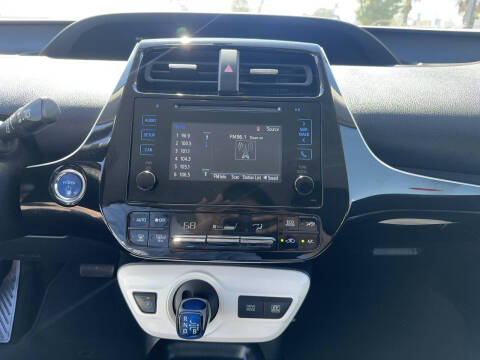 2016 Toyota Prius Two