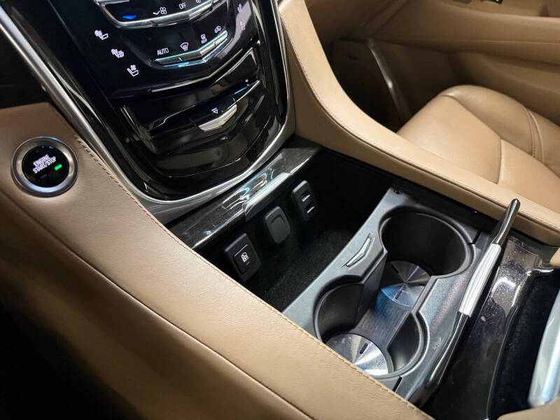 2019 Cadillac Escalade ESV Platinum