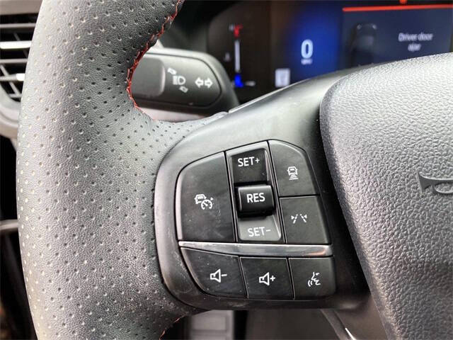 2025 Ford Escape Hybrid ST-Line Select