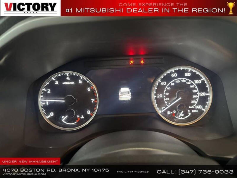 2022 Mitsubishi Outlander SE