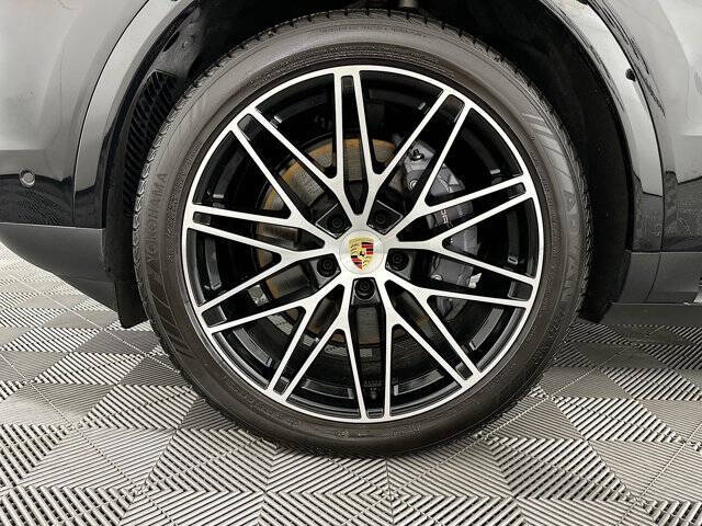 2024 Porsche Cayenne Coupe