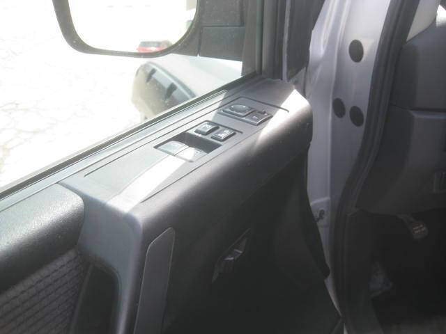 2012 Nissan Titan SV