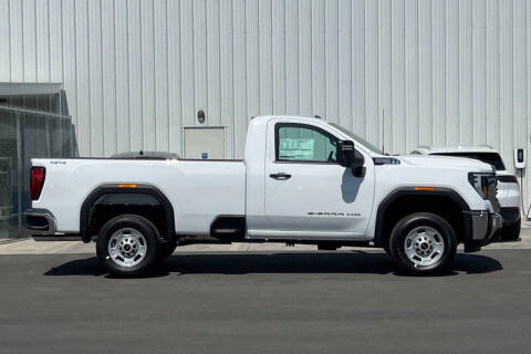 2025 GMC Sierra 2500HD Pro