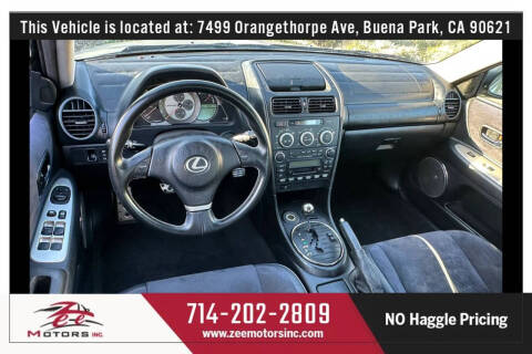 2004 Lexus IS 300