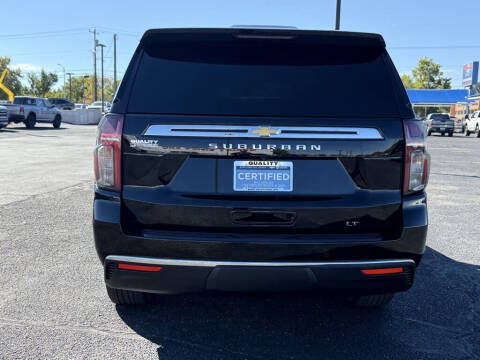 2024 Chevrolet Suburban LT