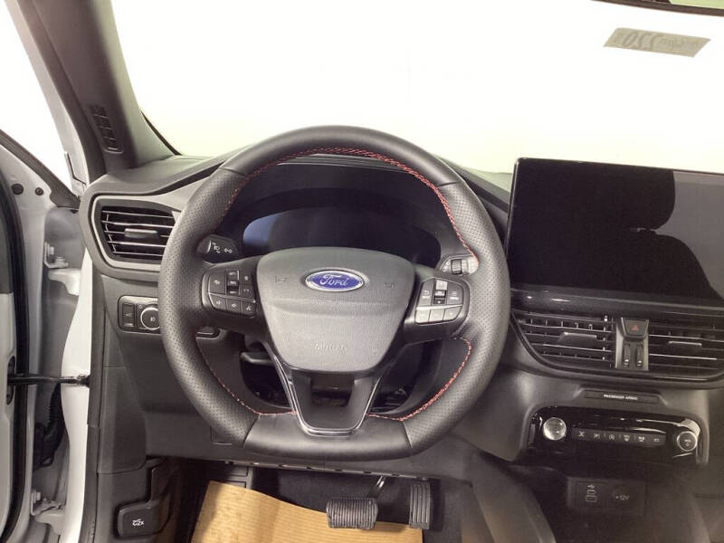 2026 Ford Escape ST-Line Elite