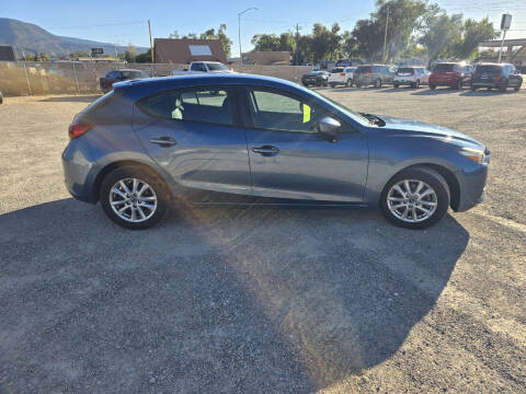 2017 Mazda MAZDA3 Sport