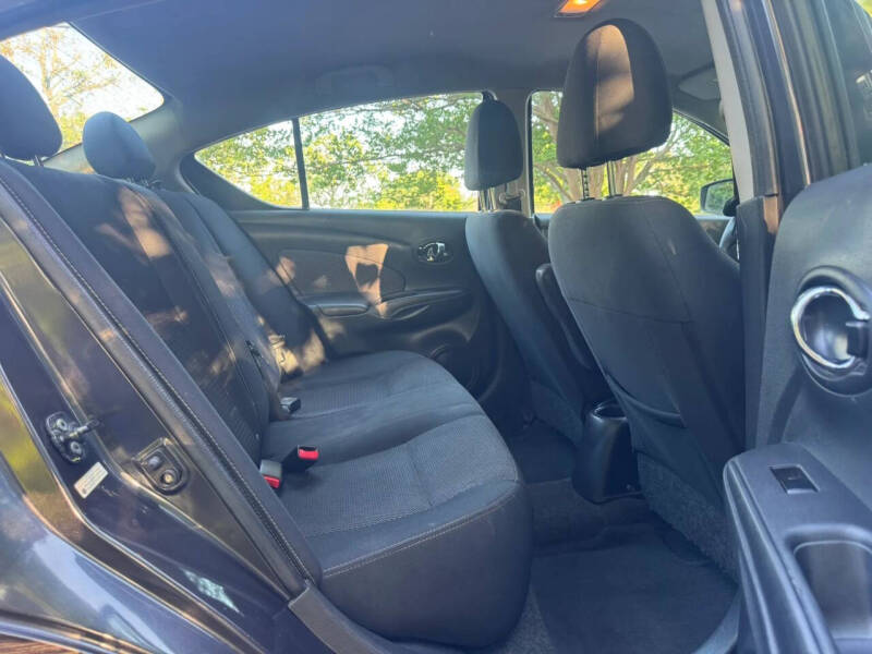 2015 Nissan Versa 1.6 S