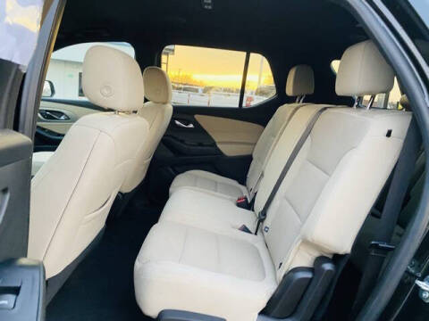 2022 Chevrolet Traverse LS