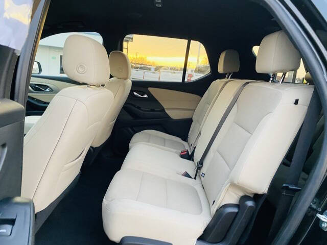 2022 Chevrolet Traverse LS