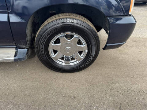 2005 Cadillac Escalade