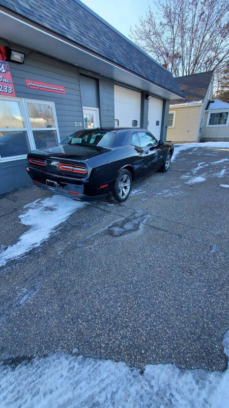 2016 Dodge Challenger SXT