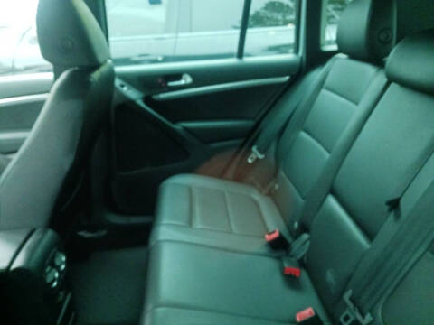 2016 Volkswagen Tiguan 2.0T R-Line