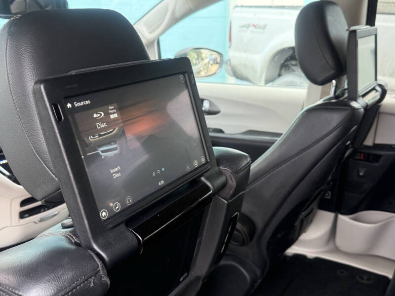 2020 Chrysler Pacifica Touring L Plus