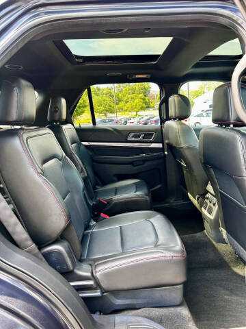 2017 Ford Explorer Sport