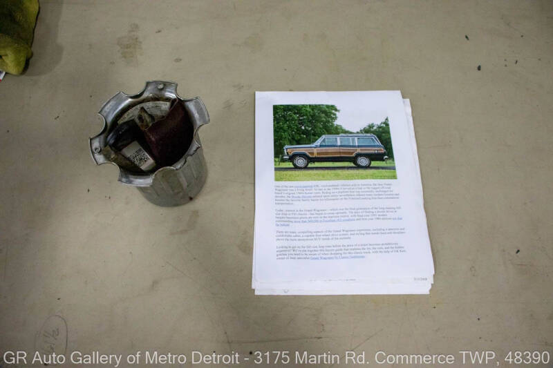 1988 Jeep Grand Wagoneer