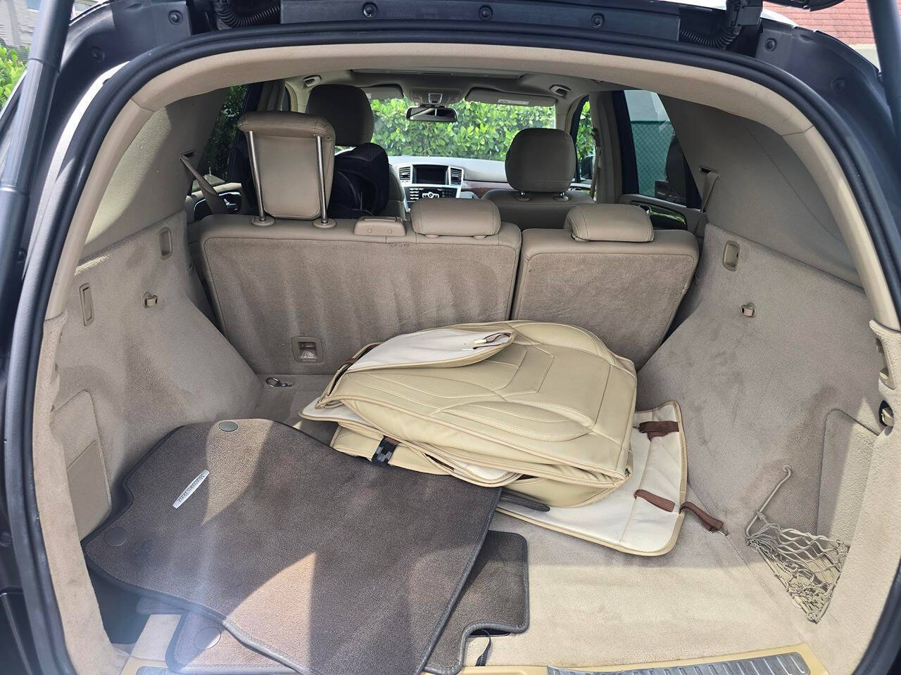 2012 Mercedes-Benz M-Class 11