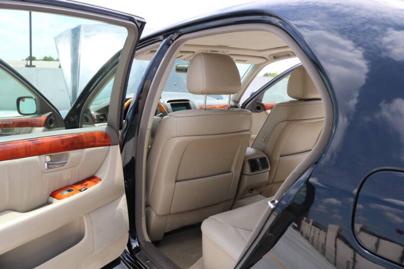 2002 Lexus LS 430