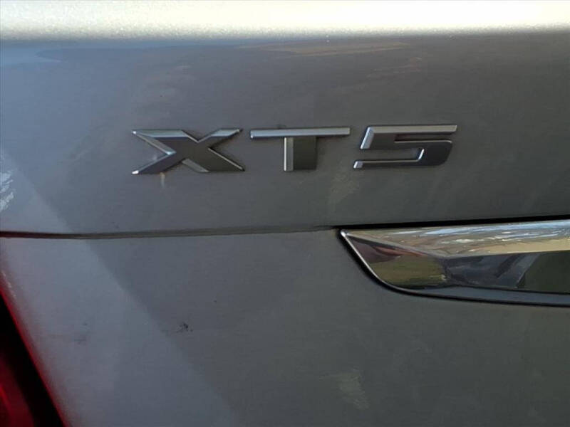 2018 Cadillac XT5 Premium Luxury