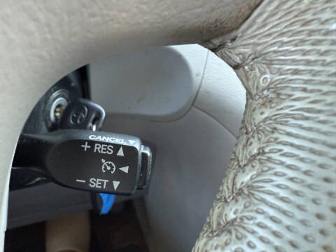 2013 Toyota Sienna XLE 8-Passenger