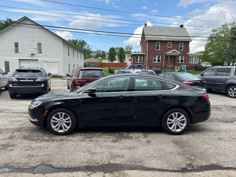 2017 Chrysler 200 Limited Platinum