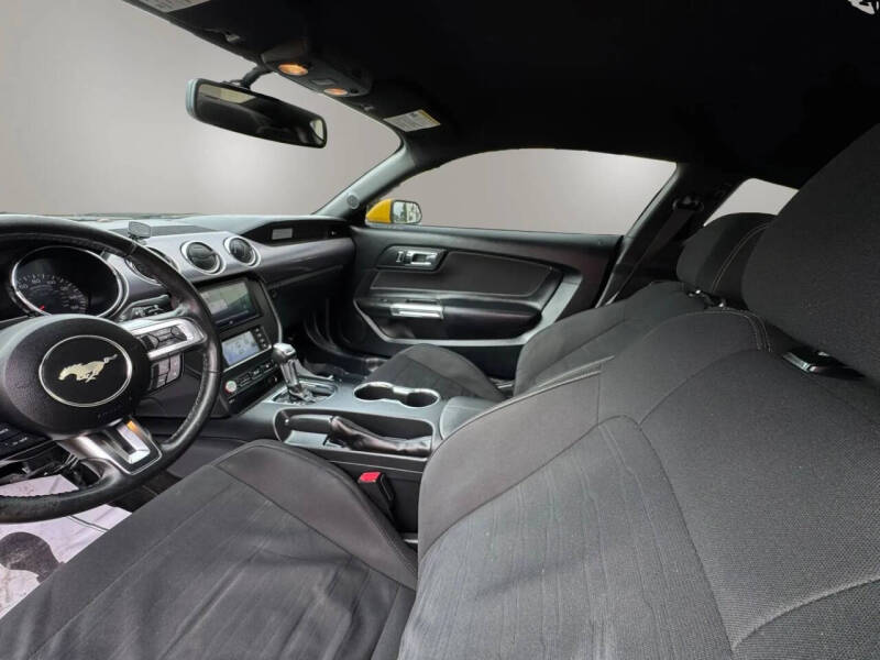 2017 Ford Mustang