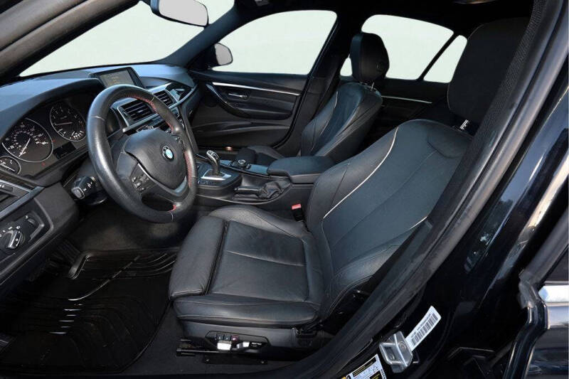 2017 BMW 3 Series 330i