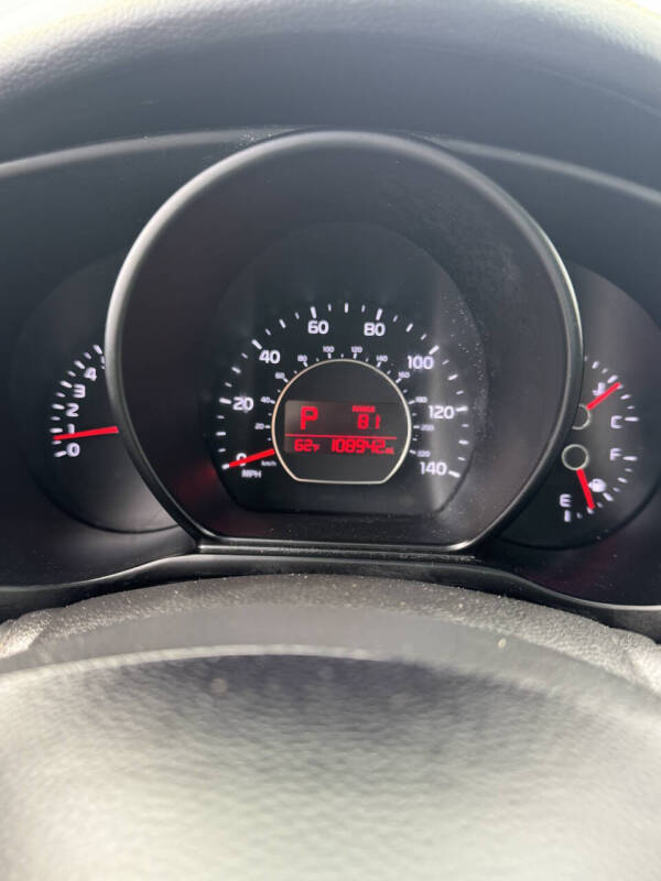 2015 Kia Soul +