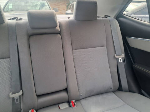 2016 Toyota Corolla LE