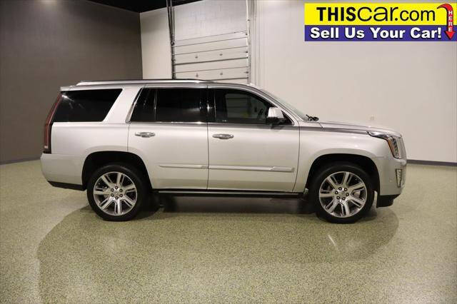 2017 Cadillac Escalade Platinum