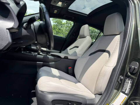 2021 Lexus UX 250h