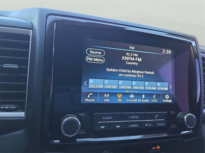 2024 Nissan Frontier SV