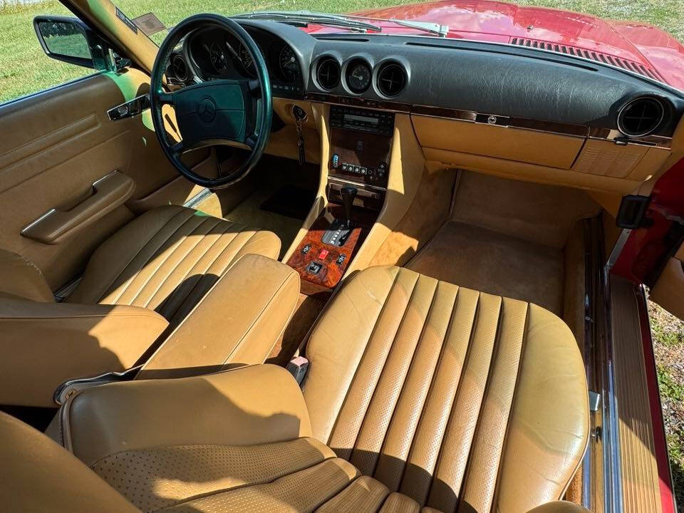 1989 Mercedes-Benz 560SL 33