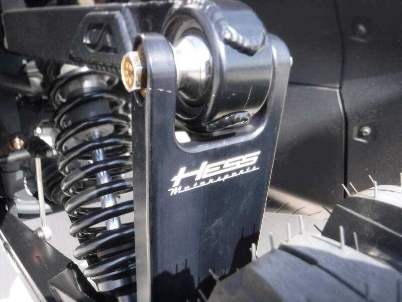 2024 Can-Am Maverick R