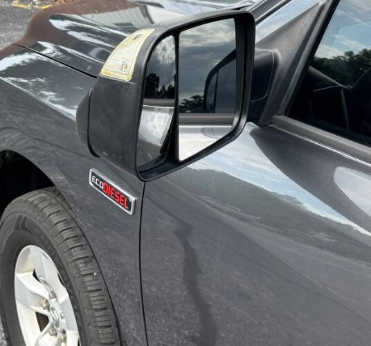 2016 RAM 1500 SLT