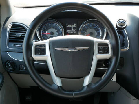 2015 Chrysler Town and Country Touring