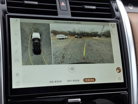 2025 Land Rover Discovery P360 Metropolitan