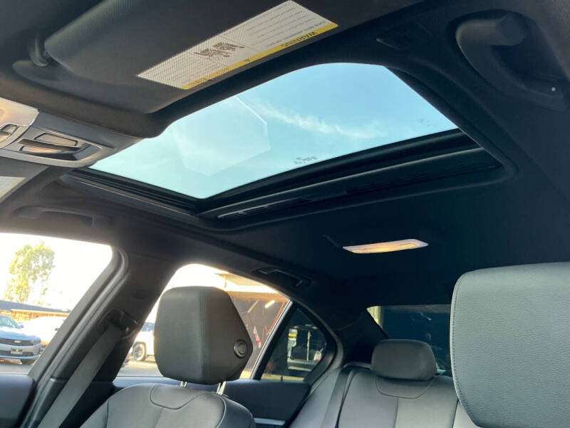 2018 BMW 3 Series 330i