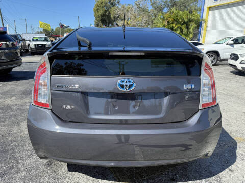 2012 Toyota Prius Two