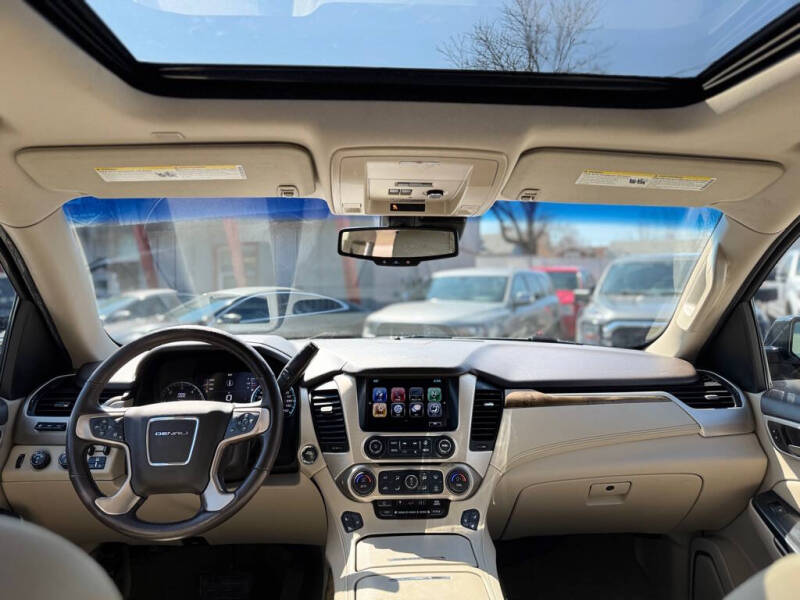 2017 GMC Yukon XL Denali
