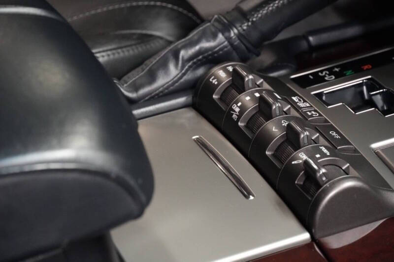 2014 Lexus LX 570