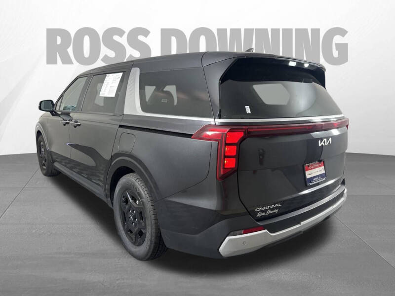 2025 Kia Carnival LXS