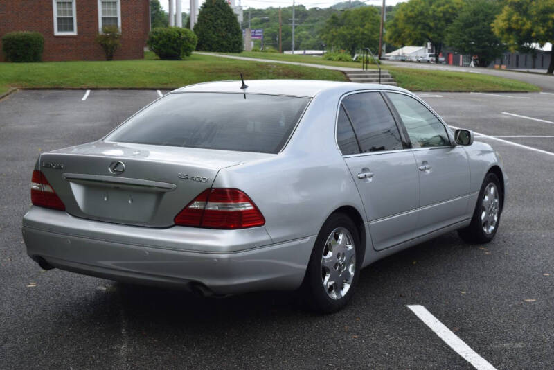 2005 Lexus LS 430