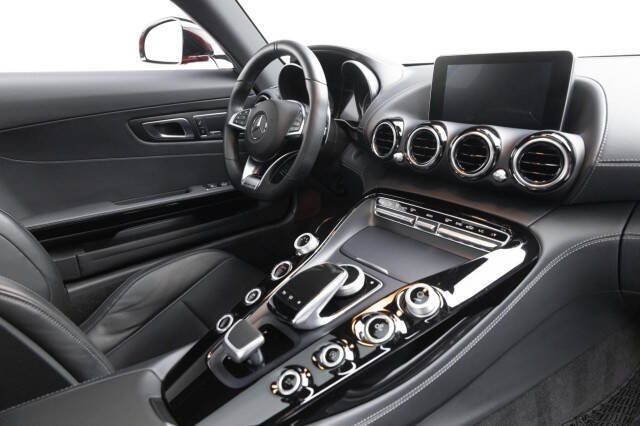 2017 Mercedes-Benz AMG GT