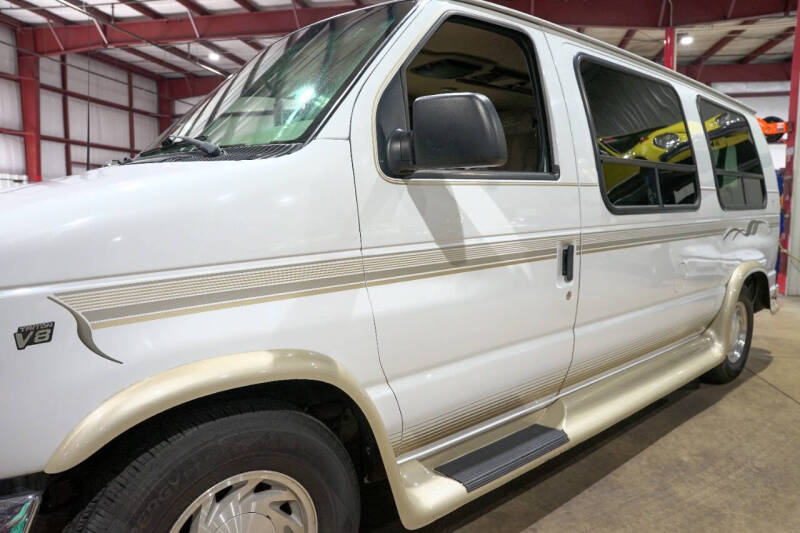 2002 Ford E-Series E-150
