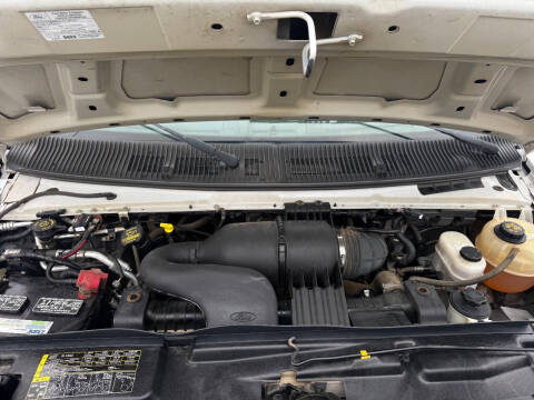 2011 Ford E-Series E-150