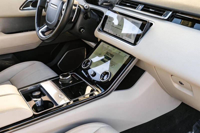 2019 Land Rover Range Rover Velar P250 R-Dynamic SE